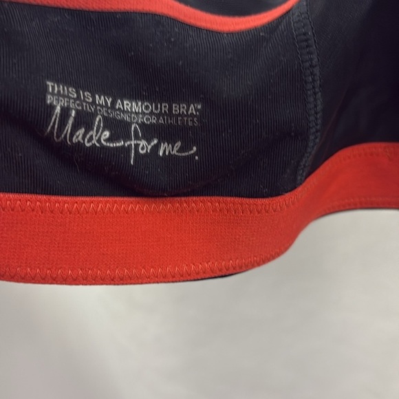 Under Armour Sports Bra Heat Gear 34D Black - Picture 8 of 11